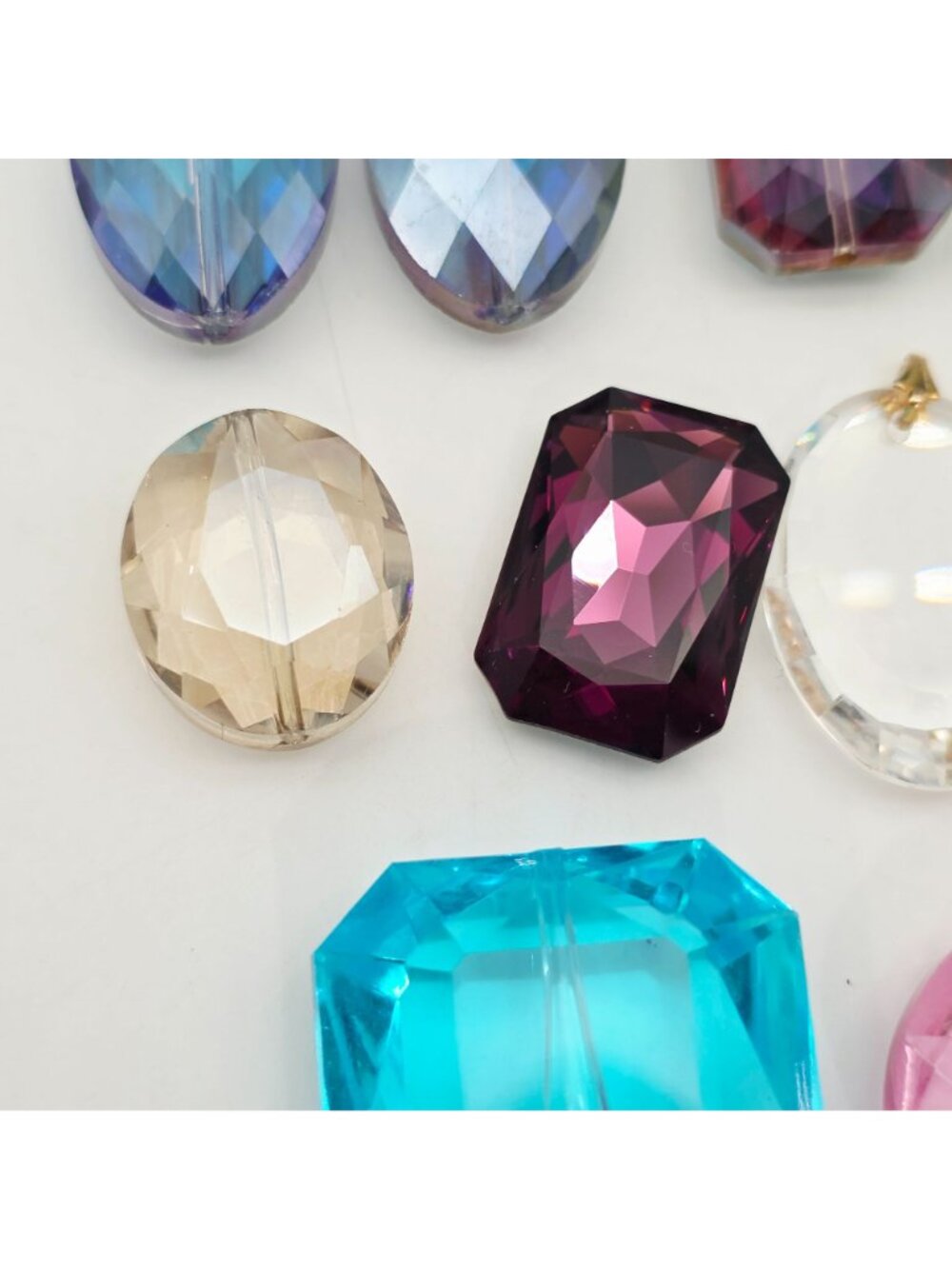 10 Faceted Acrylic & Glass Beads Assorted Shapes Colors Jewelry Making Crafts - Picture 5 of 8